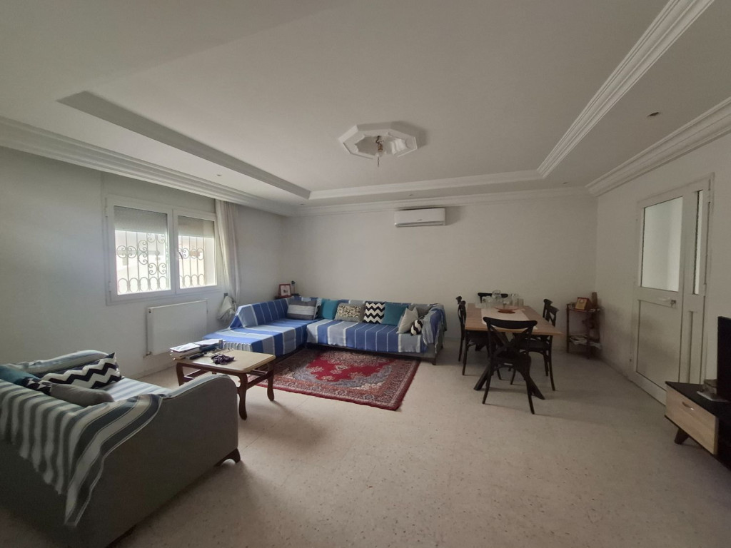 Maison 3 niveaux à vendre à Mourouj 6 près école Be Smart