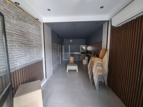 Local commercial 45 m² à louer en gérance libre à Mourouj 5 proche City Center