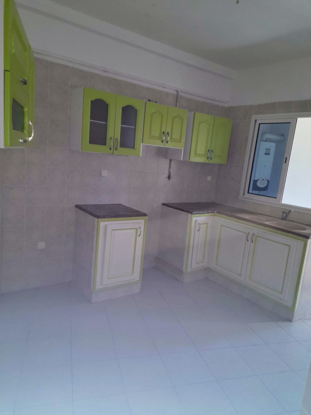 Appartement S+2 à  La Soukra