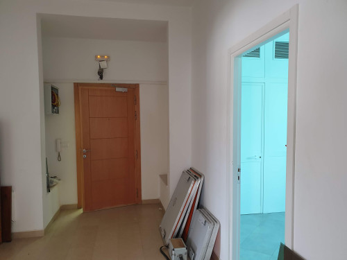 Bureau administratif 5P haut standing de 180 m² au 2ᵉ étage, Zone industrielle El Mghira