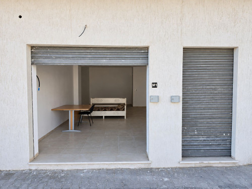 Boutique M1 de 50 m² à Nouvelle Médina 3